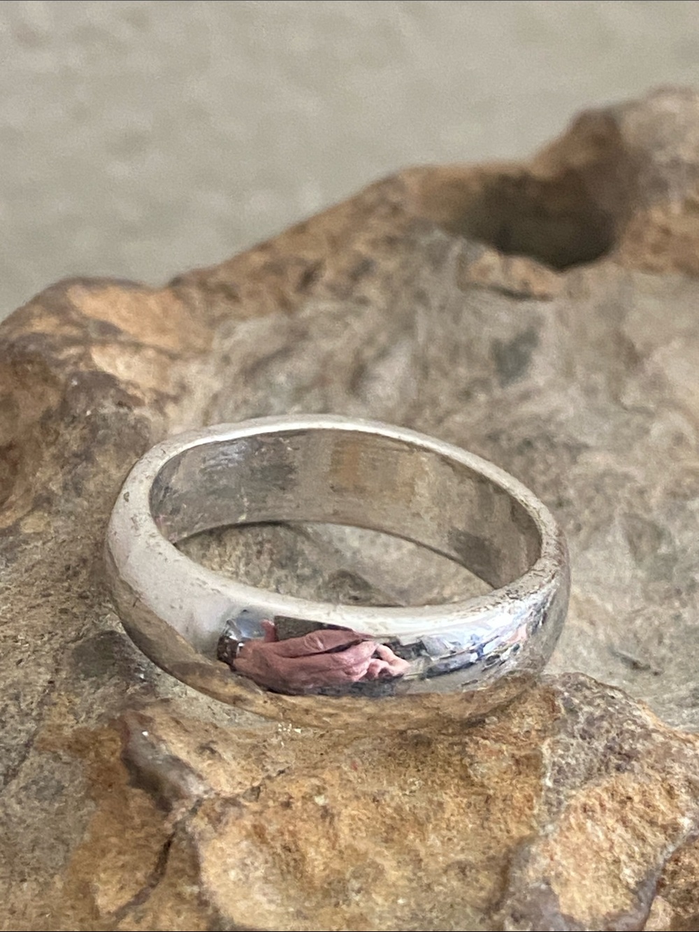 5/$10❤️❤️❤️NEW Polished Silver Tone Zinc Alloy Dome Band Ring